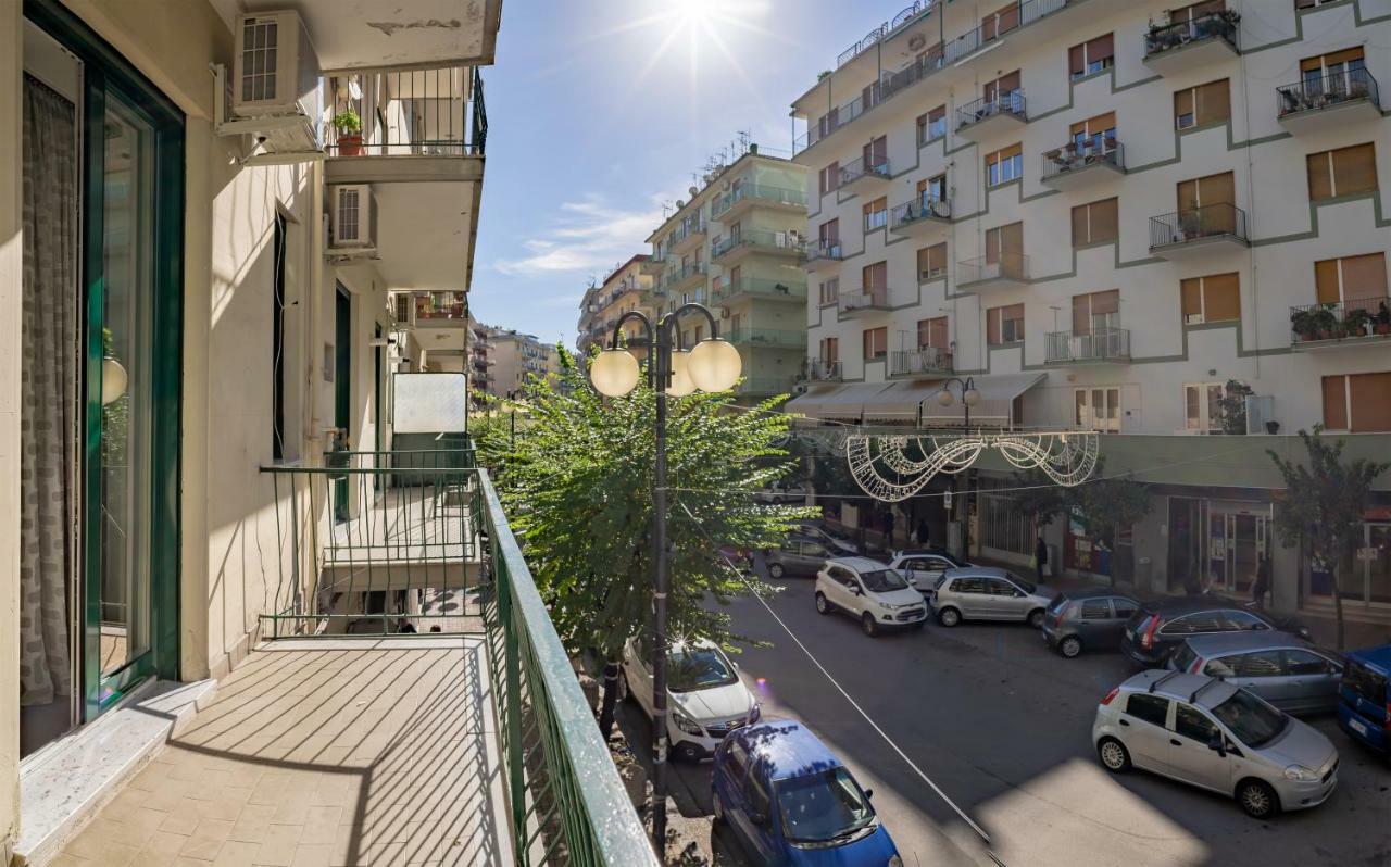 Dame Salerno Exterior foto